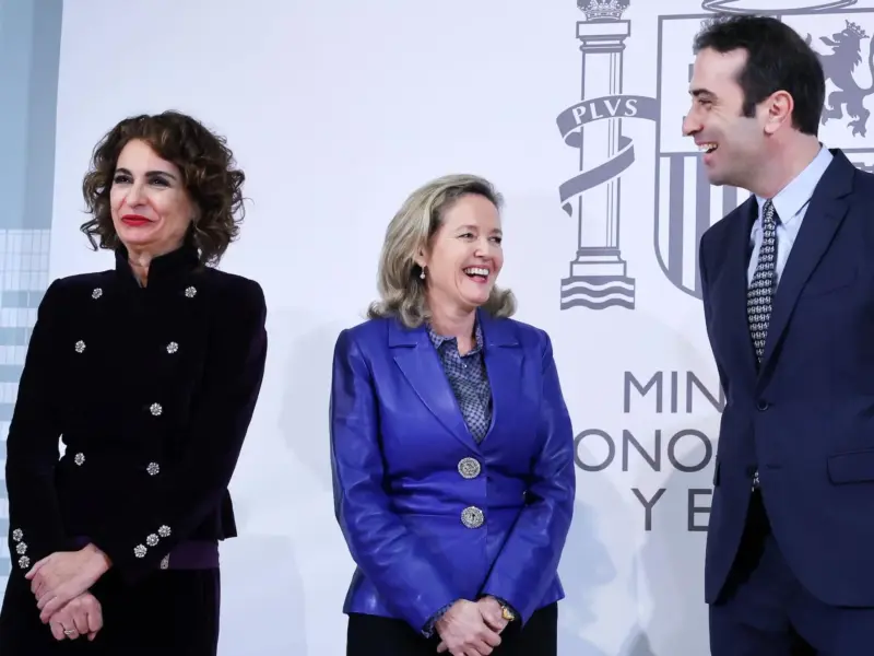 Cambio político inesperado en el Gobierno