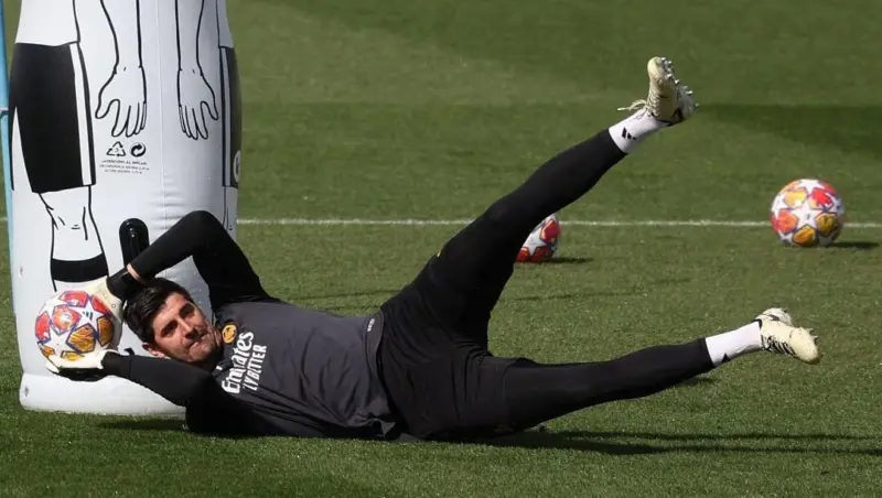 Courtois injured, muscle strain