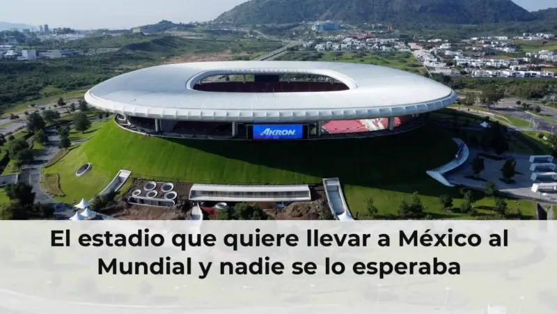 Estadio de fútbol en México con arquitectura moderna