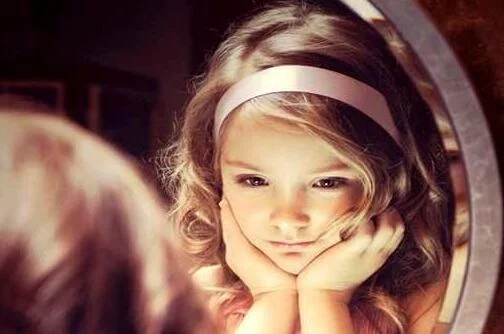 Niños saben más que adultos ignoran